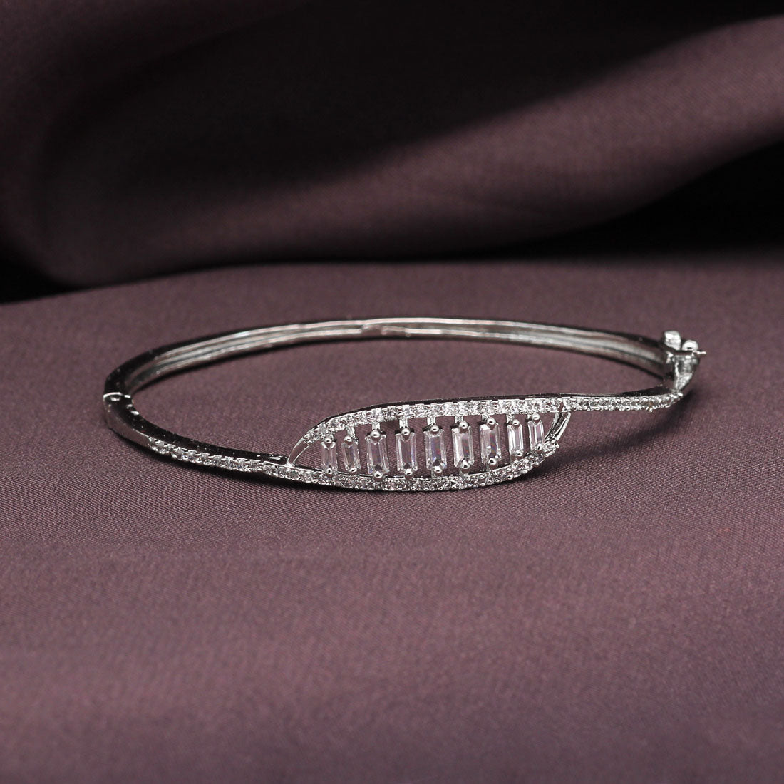 Silver Color American Diamond Bracelet (ADB194SLV)