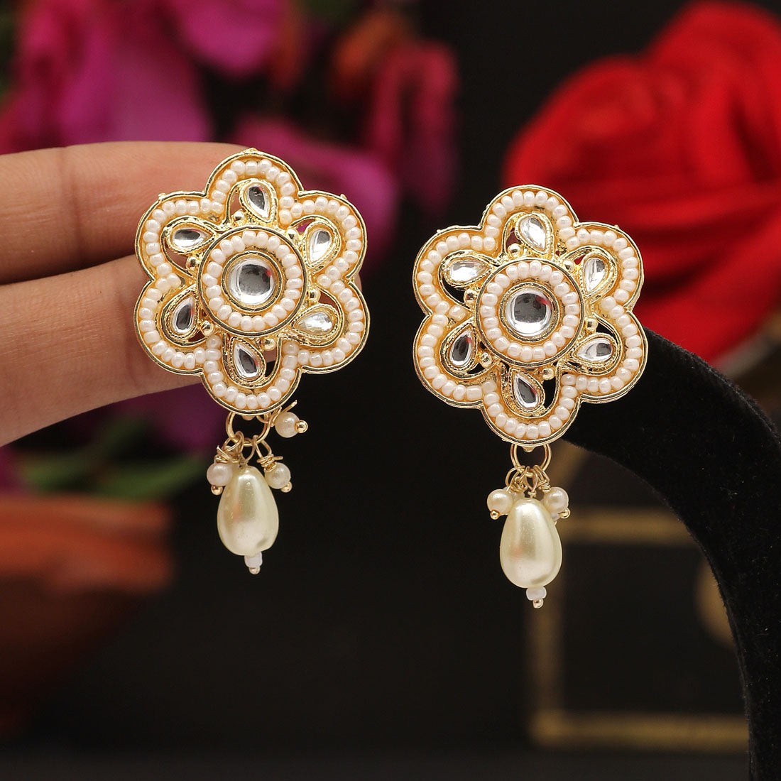 White Color Antique Earrings (ANTE1614WHT)