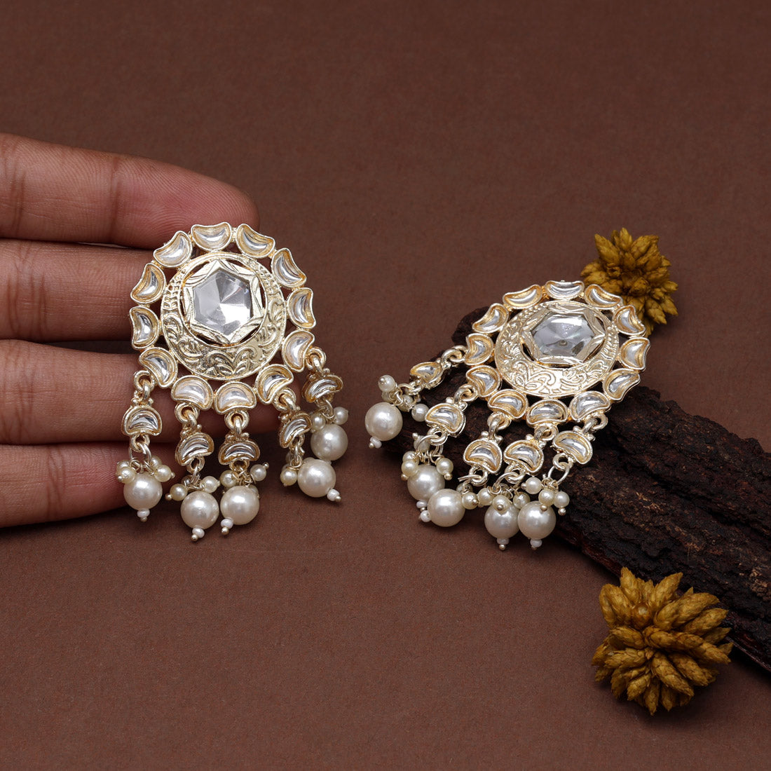 White Color Kundan Earrings (KDE801WHT)