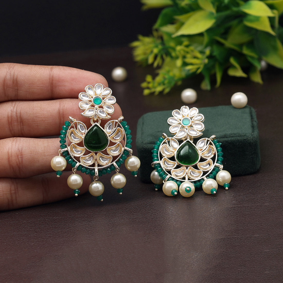 Green Color Kundan Earrings (KDE807GRN)