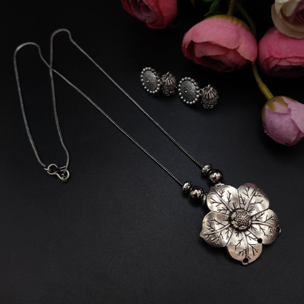 Oxidised Designer Flower Art Chain Necklace Set (DNU1125A40465)